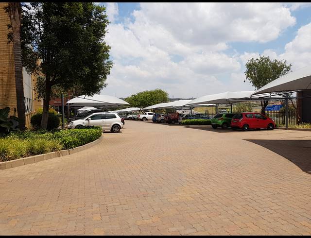 2,446M² WAREHOUSE TO LET IN RANDJESPARK